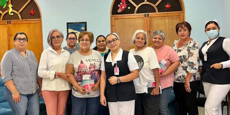 TRAS LAS HUELLAS Por Monserrath Villalejo Baeza