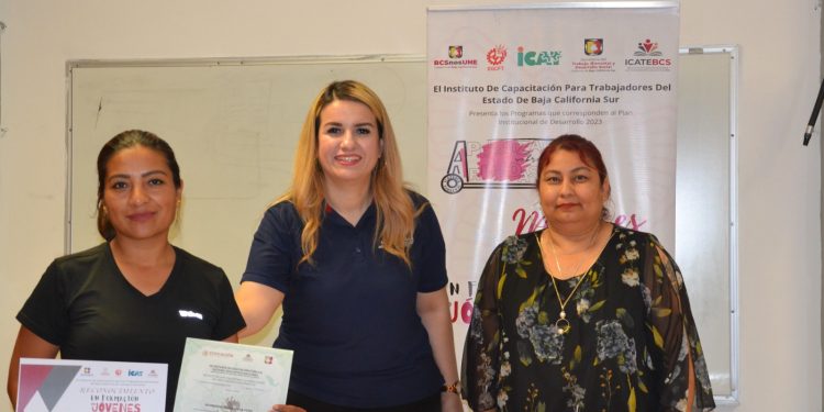 BRINDA ISIPD CONFERENCIA SOBRE DERECHOS HUMANOS PARA INFANTES CON  DISCAPACIDAD