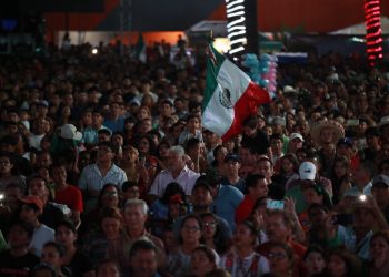 CONMEMORA GOBERNADOR DE BCS EL 214 ANIVERSARIO DEL GRITO DE INDEPENDENCIA