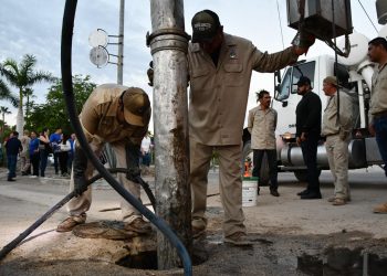 TRABAJÓ OOMSAPAS LOS CABOS EN MANTENIMIENTO DE LÍNEA DE DRENAJE PARA EL CENTRO DE SAN JOSÉ DEL CABO