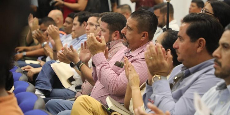 RESPALDA ALCALDE CHRISTIAN AGÚNDEZ GÓMEZ EL PROGRAMA DE PERSONAS MONITORAS EDUCATIVAS