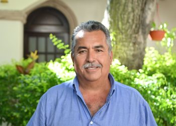 “SUBDELEGACIONES TRABAJAN EN EL MANTENIMIENTO DE CALLES EN ZONA RURAL DE LOS CABOS”: FLORENTINO MENDOZA