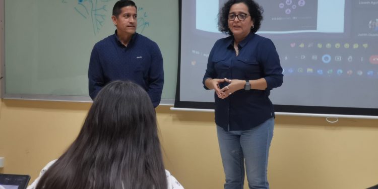 CLAUSURAN EN LA UABCS CURSO DE LO GLOBAL A LOCAL: POSTPANDEMIA