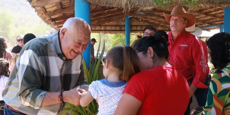 VISITA GOBERNADOR DEL ESTADO RANCHERÍAS EN LA SIERRA DE SANTA CRUZ, EN MULEGÉ
