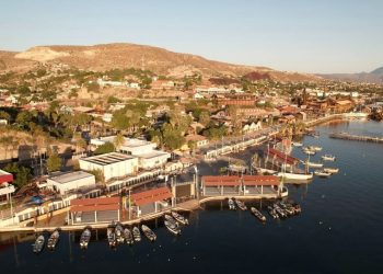 CON INVERSIÓN DE 61 MDP ENTREGA GOBERNADOR DE BCS VARADERO LA PLAYITA EN SANTA ROSALÍA; PALABRA CUMPLIDA