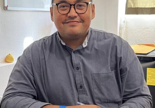 NOMBRAN A GIOVANNY CARLOS COMO ENCARGADO DE DESPACHO DE LA DIRECCIÓN DE COMUNICACIÓN SOCIAL DE LOS CABOS