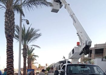 SERVICIOS PÚBLICOS TRABAJA EN LA MEJORA DE ALUMBRADO PÚBLICO EN PUNTOS ESTRATÉGICOS DE CABO SAN LUCAS