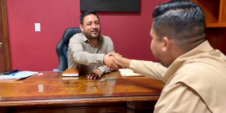 SECRETARÍA PARTICULAR ES DE PUERTAS ABIERTAS EN EL XV AYUNTAMIENTO DE LOS CABOS: MANUEL GUERRERO AVILES