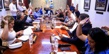 RECONOCE ALCALDE CHRISTIAN AGUNDEZ GÓMEZ ESFUERZO QUE REALIZA EL FOIS CON LA ENTREGA DE 2 OBRAS DE PAVIMENTACIÓN EN LOS CABOS