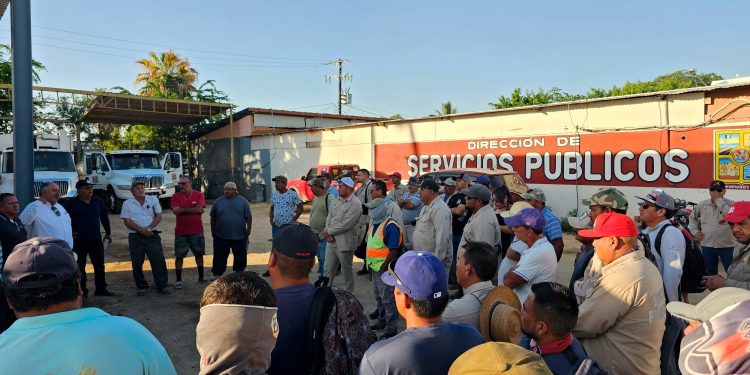 ENCABEZÓ SOL DELGADO PRESIDENTA DEL DIF LOS CABOS LA ORGANIZACIÓN DE ACTIVIDADES POR EL MES DE LA SENSIBILIZACIÓN SOBRE EL CANCER DE MAMA