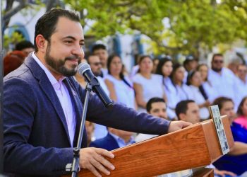 GOBIERNO DE LOS CABOS GARANTIZA APOYO A PERSONAS AFECTADAS POR INCENDIO EN SANTA ROSA