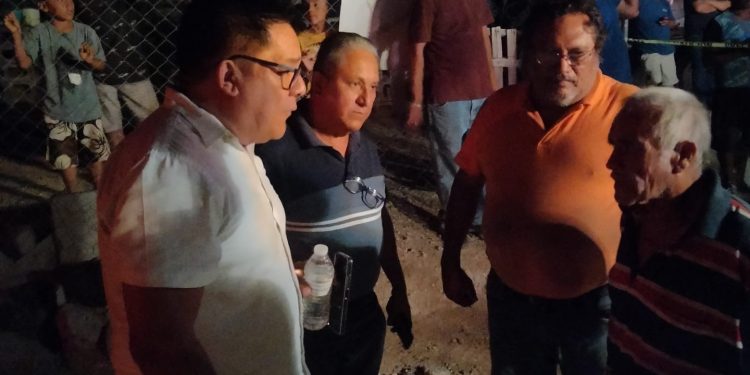 GOBIERNO DE LOS CABOS GARANTIZA APOYO A PERSONAS AFECTADAS POR INCENDIO EN SANTA ROSA