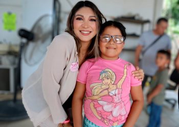 SMDIF LOS CABOS Y LA VISTA SERVICIOS ÓPTICOS ENTREGARON LENTES GRADUADOS DE LA “ CAMPAÑA VISUAL 2024”