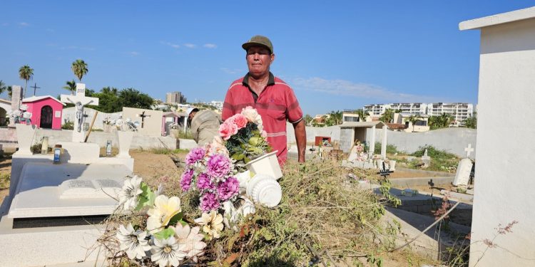 LIMPIA SERVICIOS PÚBLICOS LOS PANTEONES DE LOS CABOS