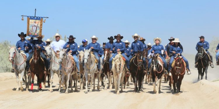 CELEBRAN CON ÉXITO TRADICIONAL CABALGATA EN HONOR A SAN LUCAS EVANGELISTA