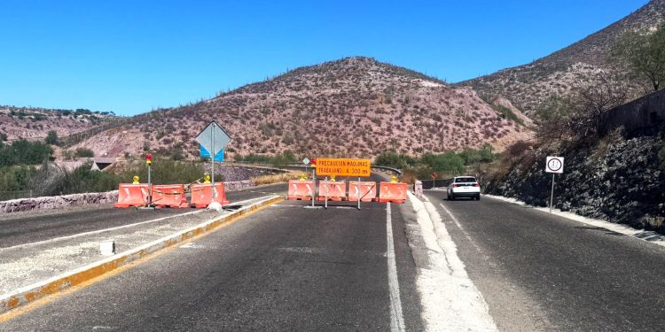 POR TRABAJOS DE RECONSTRUCCIÓN, CIERRAN TRÁNSITO VEHICULAR DEL ENTRONQUE DE COSTA BAJA -LIBRAMIENTO NORTE EN LA PAZ