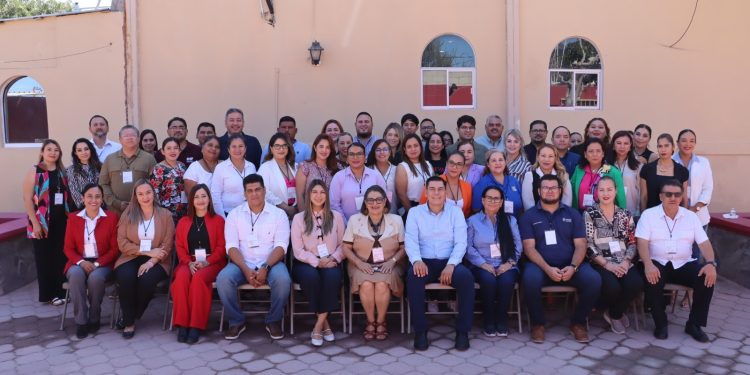 TRABAJAMOS EN LA UNIÓN DE LOS PUEBLOS PARA LOGRAR MAYOR DESARROLLO EN BCS: VMCC
