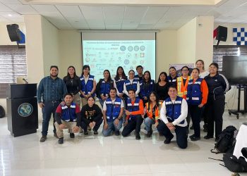 ESTUDIANTES DE LA UABCS PARTICIPARON EN SIMULACRO DE DERRAME DE HIDROCARBUROS COORDINADO POR LA SEMAR