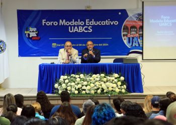 CULMINA FORO DE LA UABCS PARA DISEÑAR UN NUEVO MODELO EDUCATIVO CON PARTICIPACIÓN DE DIVERSOS SECTORES