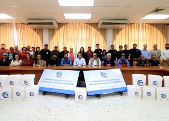 UABCS ENTREGA UN MILLÓN DE SEMILLAS DE OSTIÓN A PRODUCTORES DE COMONDÚ COMO PARTE DE PROYECTO ACUÍCOLA