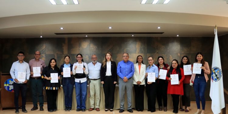 RECONOCEN EN LA UABCS A ENLACES DE GÉNERO POR SU VALIOSA LABOR EN LA CONSTRUCCIÓN DE ESPACIOS INCLUSIVOS