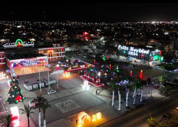 VÍCTOR CASTRO ENCABEZARÁ EL ENCENDIDO DE LUCES NAVIDEÑAS EN PALACIO DE GOBIERNO