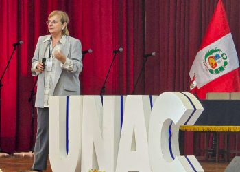 “NO TENDREMOS UNA SEGUNDA OPORTUNIDAD PARA REVERTIR LAS POSIBLES AMENAZAS DE LA INTELIGENCIA ARTIFICIAL: XXV SIMPOSIUM DE LIDERAZGO”
