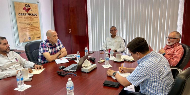 BUSCAN MEJORAR IMAGEN DE LA CARRETERA TRANSPENINSULAR EN LOS CABOS CON EL PROGRAMA “ADOPTA UN KILÓMETRO”