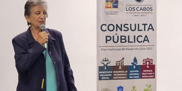 BUSCAN REDUCIR ACCIDENTES VIALES POR PRESENCIA DE GANADO EN CARRETERAS EN LOS CABOS   