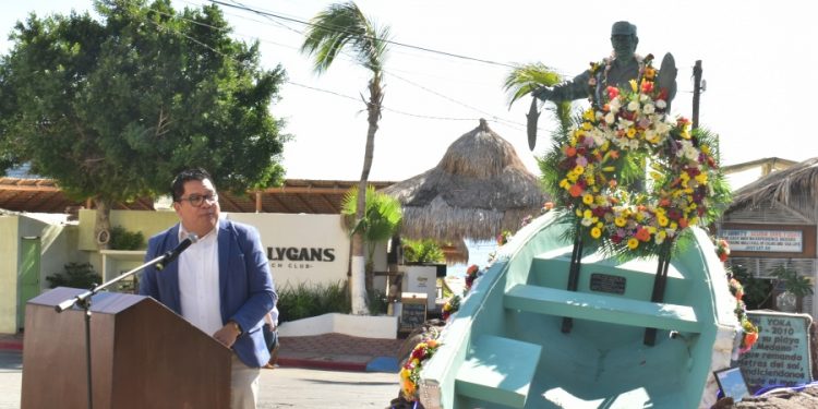    REALIZAN HOMENAJE A PESCADOR “EL YOCA” Y RECONOCIMIENTO A LAS Y LOS HABITANTES ORIGINARIOS FUNDADORES DEL MÉDANO EN CABO SAN LUCAS