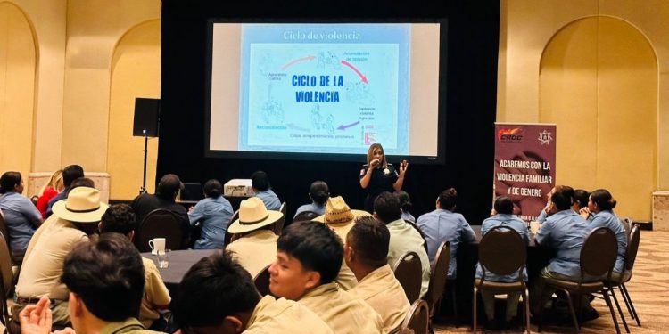 UNIDAD ESPECIALIZADA EN ATENCIÓN A LA VIOLENCIA FAMILIAR Y DE GÉNERO, PARTE FUNDAMENTAL DE SEGURIDAD PÚBLICA DE LOS CABOS