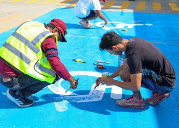 INSTALAN CAJONES AZULES EN AVENIDAS PRINCIPALES DE SAN JOSÉ DEL CABO; PIDEN RESPETARLOS