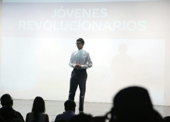 CON ÉXITO, REALIZÓ EL AYUNTAMIENTO DE LOS CABOS EL CONCURSO DE ORATORIA “JÓVENES REVOLUCIONARIOS”.