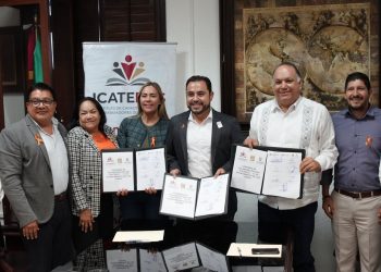 FIRMA AYUNTAMIENTO DE LOS CABOS E ICATEBCS CONVENIO POR LA CAPACITACIÓN LABORAL   