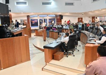 ACUERDA CONGRESO DE BCS EXHORTAR A CFE PARA QUE RECLASIFIQUE LA TARIFA 1F A BCS Y DIFUNDA POSIBILIDAD DE CONVENIOS DE PAGO A USUARIOS