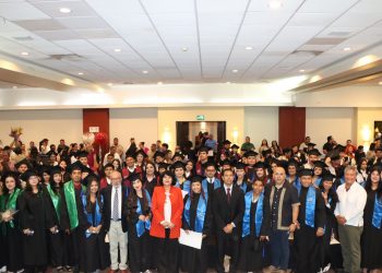 UABCS LOS CABOS EGRESA 178 ESTUDIANTES DE DIFERENTES CARRERAS