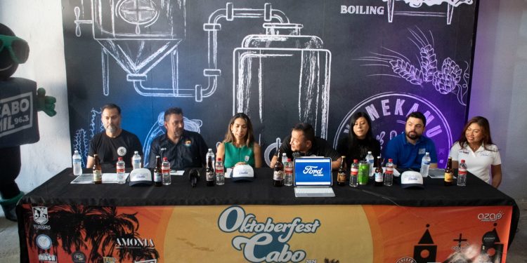 TOMA PROTESTA CHRISTIAN AGUNDEZ A INTEGRANTES DEL CONSEJO ASESOR DEL ESTERO DE SAN JOSÉ DEL CABO