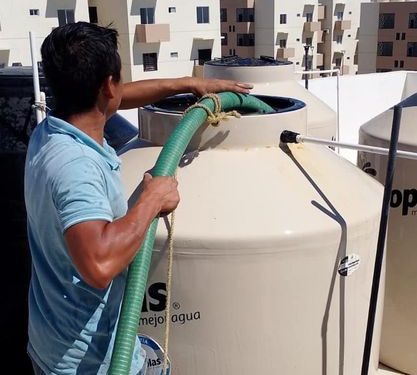 ABASTECE OOMSAPAS CON PROGRAMA EMERGENTE DE AGUA A COLONIAS ALTAMIRA PLUS, LOMAS DEL VALLE Y TIERRA Y LIBERTAD