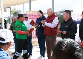 ENCABEZA GOBERNADOR ENTREGA DE VIVIENDA Y APOYOS PRODUCTIVOS PESQUEROS Y ACUÍCOLAS EN MULEGÉ
