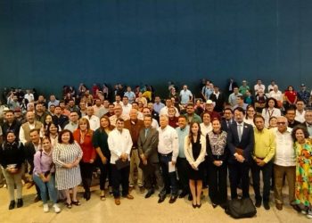 EN BCS LUCHAMOS POR CONSERVAR NUESTROS MARES: VÍCTOR CASTRO