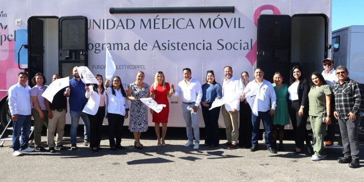 RECIBE GOBIERNO DE BCS UNIDAD MÉDICA MÓVIL, POR PARTE DE FUNDACIÓN LETTY COPPEL