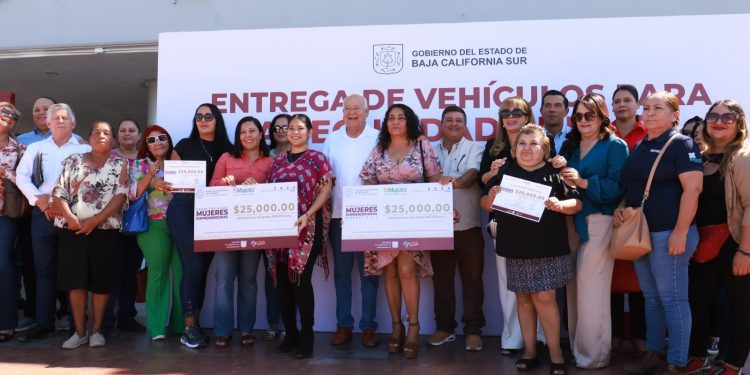 EMPRENDEN GOBIERNO ESTATAL Y AYUNTAMIENTO DE LOS CABOS CAMPAÑA DE DESCACHARRIZACIÓN PARA PREVENIR EL DENGUE