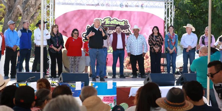 SEGUIREMOS IMPULSANDO EL ARRAIGO DE LAS HISTORIAS EN COMUNIDADES DE BCS: VÍCTOR CASTRO