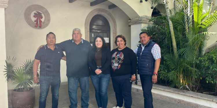 MESA DE TRABAJO ENTRE EL H. AYUNTAMIENTO DE LOS CABOS Y REPRESENTANTES DE LA “RUTA DEL DESIERTO”