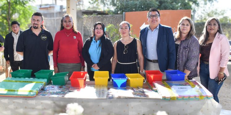 LLEGA AL SEGUNDO PLANTEL EDUCATIVO EL PROGRAMA “APADRINA UNA ESCUELA”