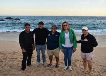 REALIZARON LIBERACIÓN DE 200 TORTUGAS GOLFINAS EN PLAYA DE SAN LUCAS