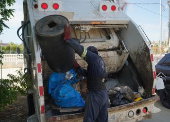 REFUERZA SERVICIOS PÚBLICOS DE LOS CABOS RECOLECCIÓN DE BASURA DOMÉSTICA EN TEMPORADA NAVIDEÑA