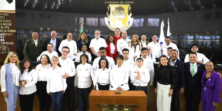 VI PARLAMENTO INCLUSIVO EXHORTÓ AL CONGRESO PARA QUE TRADUZCAN EN LEYES Y POLÍTICAS PÚBLICAS SUS PROPUESTAS