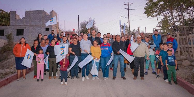 SE DESARROLLAN ACCIONES DE MEJORA EN LA CALLE 8 DE OCTUBRE DE SANTA ROSALÍA