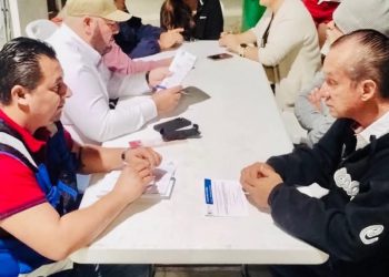 ATIENDEN PETICIONES CIUDADANAS DE CINCO FRACCIONAMIENTOS DE CABO SAN LUCAS